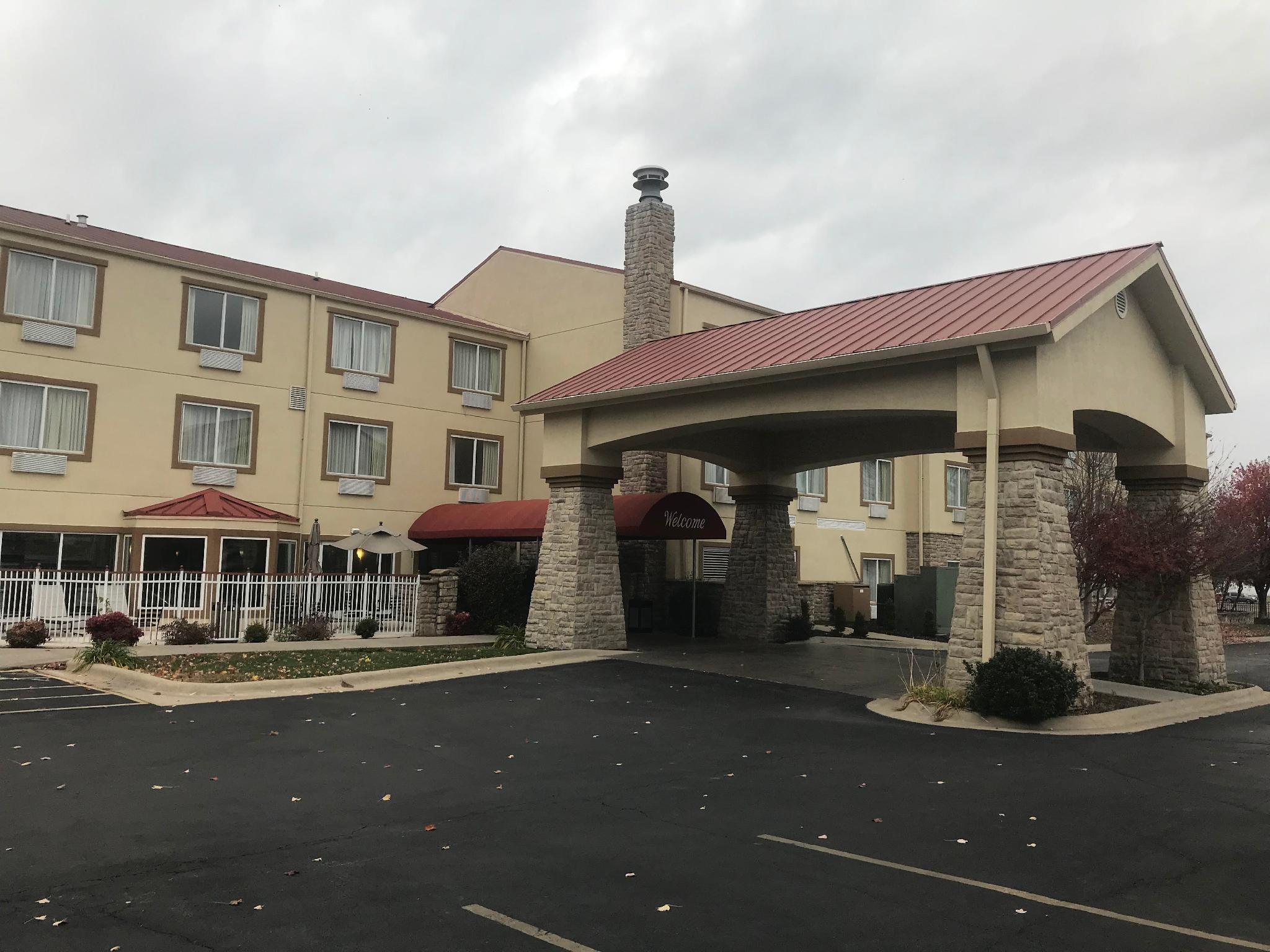 Baymont By Wyndham Springfield I-44 Hotel Eksteriør billede